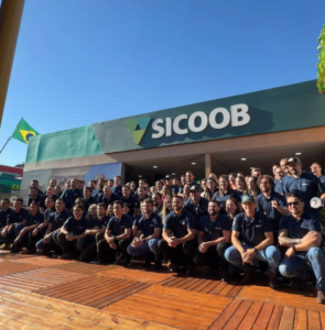 Show Rural Coopavel: Sicoob reforça relacionamento, gera R$ 2,92 bilhões em protocolos e projeta meta de R$ 4 bilhões