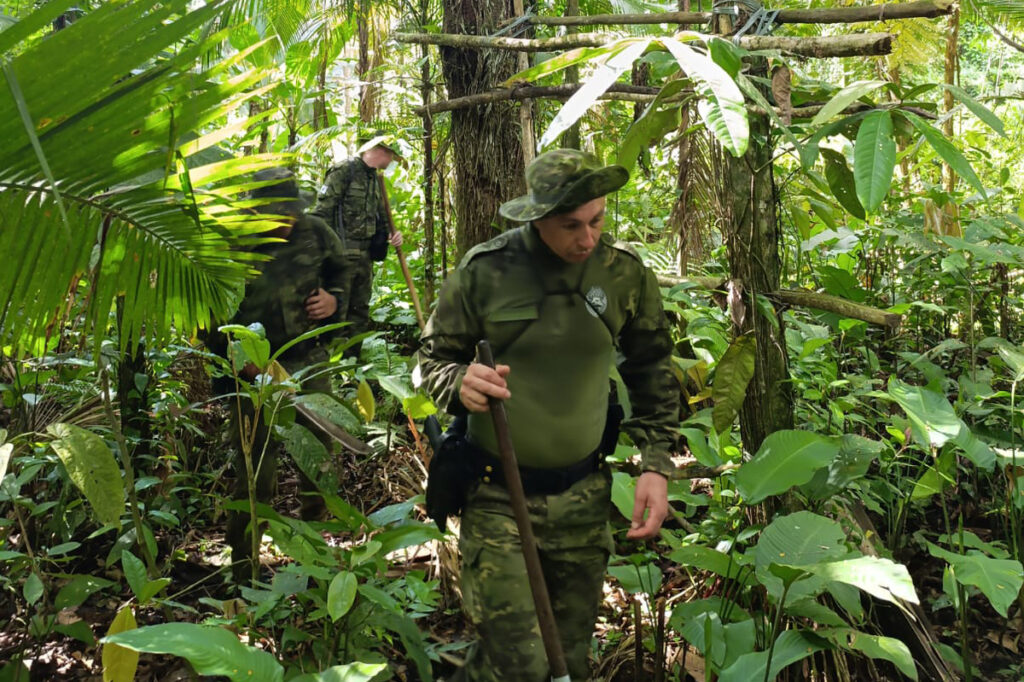 Operação ambiental destrói estruturas ilegais na APA de Guaraqueçaba