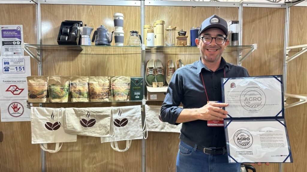 Estado entrega Selo Agro a produtores paulistas