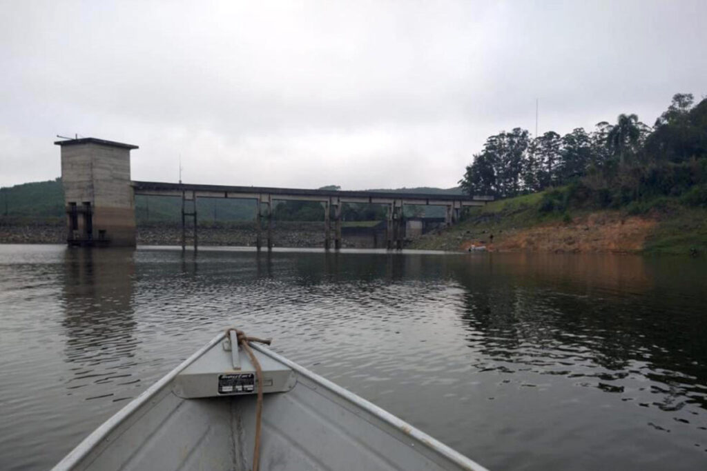 IAT proíbe temporariamente a pesca e uso da água em represa