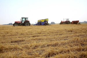 BRDE leva conhecimento de cenários econômicos a encontro de governança agro